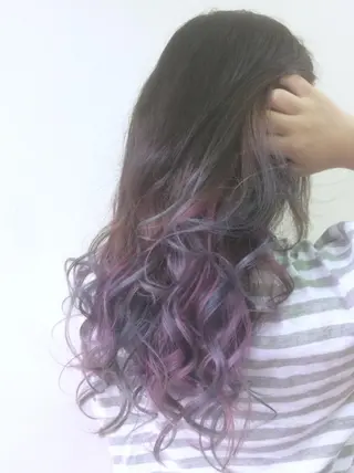 カラー ライブトレア YOSHIKIのヘアスタイル