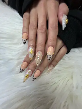 ネイル AIRI .のネイルデザイン