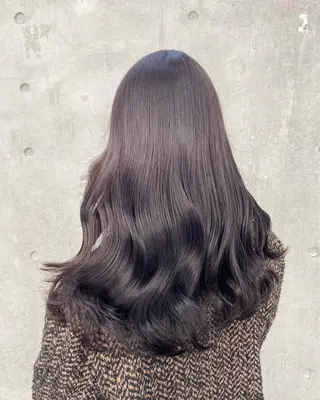 ロング カラー ヘアアレンジ 🩵色落ち可愛い 寒色カラー🩵のヘアスタイル