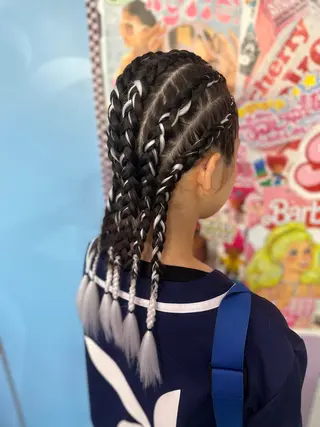 ミディアム ♮やっしー♮ 🌈派手髪🌈のヘアスタイル