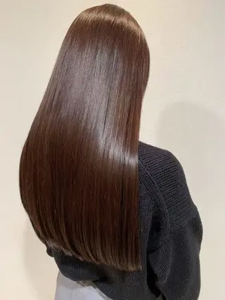 ロング 尾崎 優花のヘアスタイル