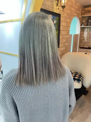 セミロング 原 千景のヘアスタイル