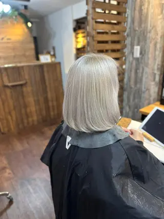 ミディアム Luzir⭐︎ GEN⭐︎のヘアスタイル