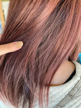 ミディアム 康本 瑞季のヘアスタイル