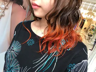 ミディアム カラー 丸みショートボブ/ タッセルボブ 吉野のヘアスタイル
