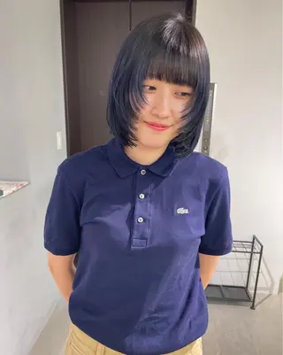 ショート カラー MIU/ルーツカラー 顔まわりレイヤーのヘアスタイル