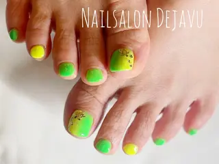 ネイル Nail salon Dejavu 🌿のネイルデザイン