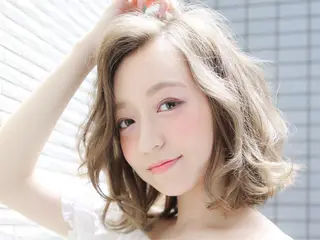 ミディアム カラー 髪質改善カラー🫧＆ レイヤー🕊古川のヘアスタイル