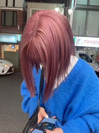 ショート カラー 個性派ネイル 🌼 ハルカ ♡の眉毛・アイブロウイメージ