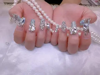 ネイル UMI ネイルサロン新宿🎀のネイルデザイン