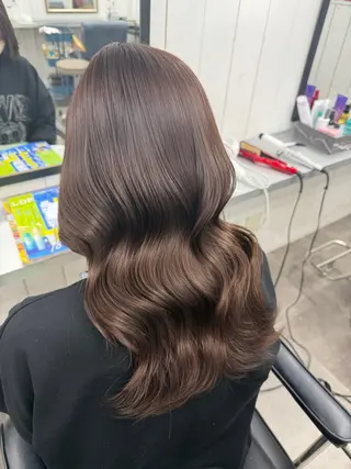 セミロング VENICE MIKIのヘアスタイル