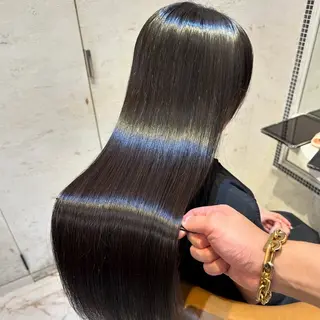 ロング 井口 そらのヘアスタイル