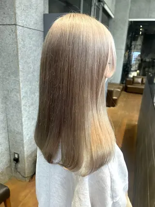 セミロング カラー 🤍垢抜け♡透明感 カラーmoeka🤍のヘアスタイル