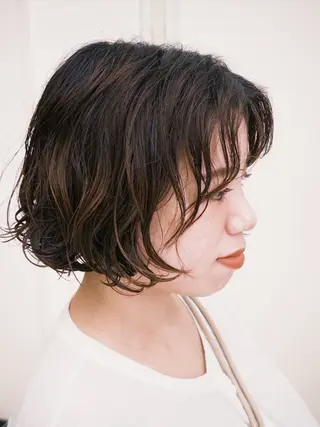 ショート パーマ ✨透明感カラー✨ 縮毛矯正🌟石川菜摘のヘアスタイル