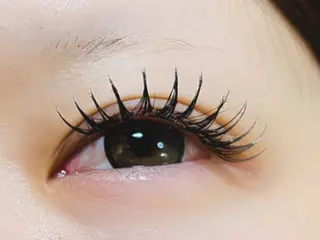 マツエク・マツパ AURORA RINAのマツエク・マツパデザイン