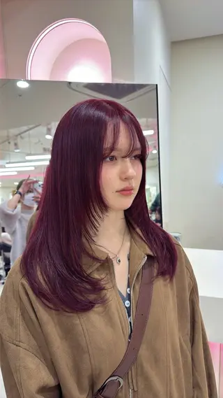 ロング ️🫧 AINE 🫧ハイトーンカラーのヘアスタイル