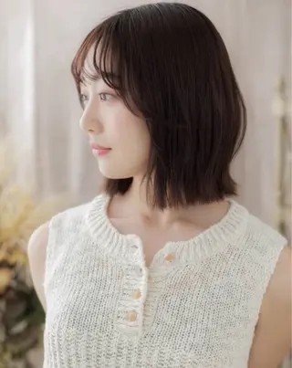 ショート カラー 松山 彩香のヘアスタイル