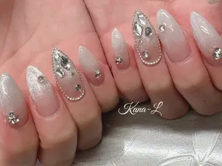 ネイル 芦辺 香奈のネイルデザイン