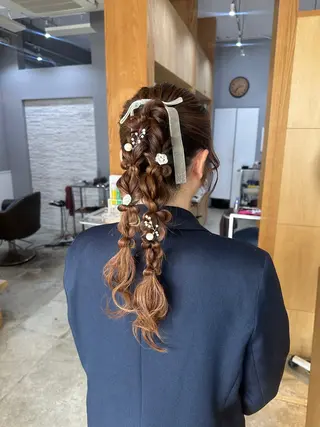 ミディアム miloc MOMOKAのヘアスタイル