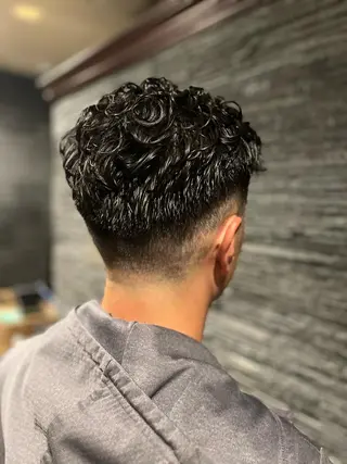 ショート 寺本 竜也のヘアスタイル