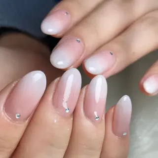 ネイル WHITE NAIL 佐賀店のネイルデザイン