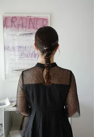 モトムラ アミのヘアスタイル