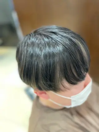 ショート カラー メンズ 嶌田 沙紀のヘアスタイル