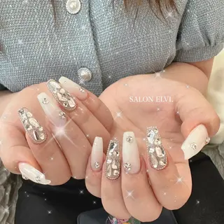 ネイル SALON ELVI.のネイルデザイン