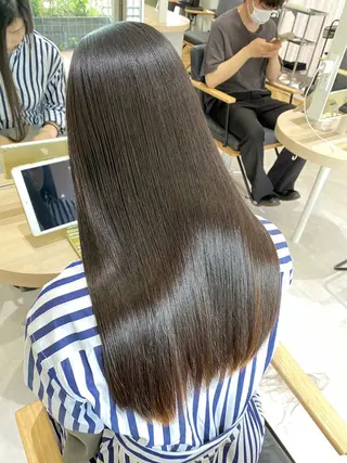 ロング カラー フェイスレイヤー/ 小顔/髪質改善　関のヘアスタイル