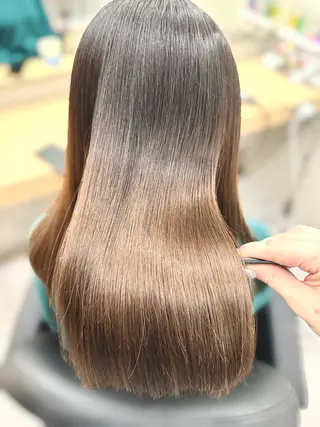 セミロング モテ髪💛美髪矯正 ✨艶髪特化🫧山根のヘアスタイル