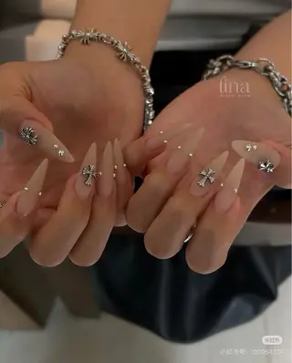 ネイル Eveネイル チップスカルプ専門店のネイルデザイン