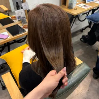 カラー 艶感カラー/オリーブ アレンジ：♡のヘアスタイル