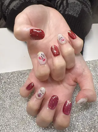 ネイル Guarendo錦糸町店所属・ガレンドウ 白澤 愛子のネイルデザイン