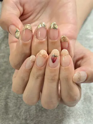 ネイル FIORITURA Maikoのネイルデザイン