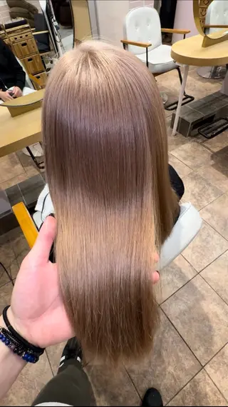 ミディアム カラー heel SENGAWAのヘアスタイル
