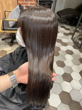 ミディアム 髪質改善、縮毛矯正 酸性縮毛矯正のヘアスタイル