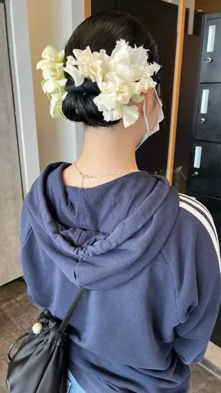 セミロング カラー 大人girly🛋️ 🤍yukakoのヘアスタイル