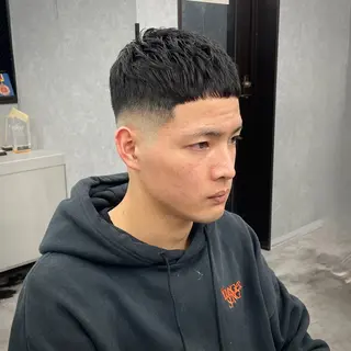 メンズ 志村 シュンスケのヘアスタイル