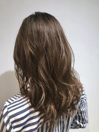 ミディアム 縮毛矯正セミナー講師 ヨコモリユウキのヘアスタイル