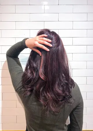ミディアム EIGHT plum TOKIOリミテッドのヘアスタイル