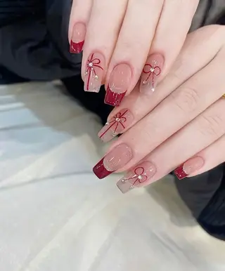 ネイル Lee Nailsのネイルデザイン