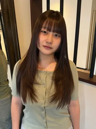 ロング 白築 怜実のヘアスタイル