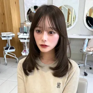 セミロング 似合わせレイヤー/ 透明感カラーのヘアスタイル