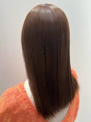 セミロング ひらち まいののヘアスタイル
