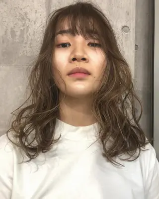 セミロング カラー ヘアアレンジ 早瀬裕之 パーマのヘアスタイル