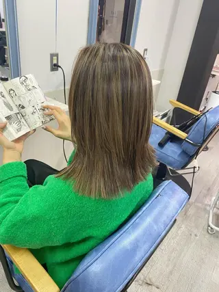 カラー 【BIBBIDI】 MIKIのヘアスタイル