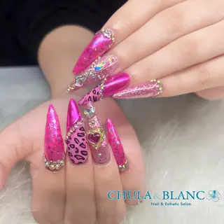 ネイル CHULA& BLANCのネイルデザイン