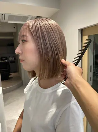 ショート ハイトーン/ ボブ 中村麟のヘアスタイル