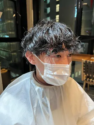 ショート パーマ メンズ 波巻きスパイラルパー マ/シャドウパーマ駿のヘアスタイル