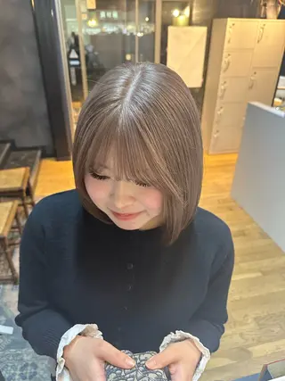 ミディアム カラー 坂庭 美夢のヘアスタイル